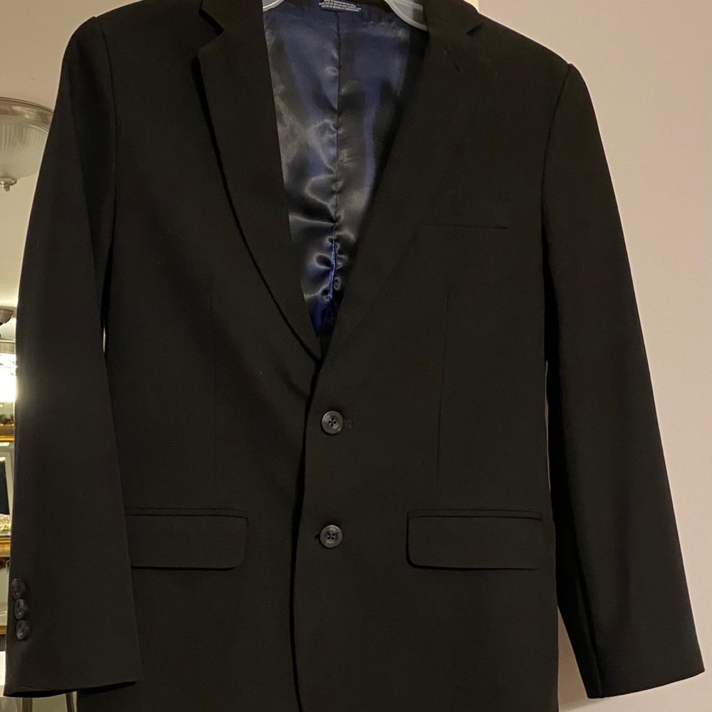 Boys Izod 2 piece black Suit.